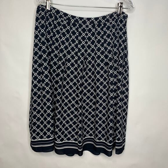 NwT Talbots Black White Geometric Skirt Full Pleated Sz 12 - Picture 2 of 5